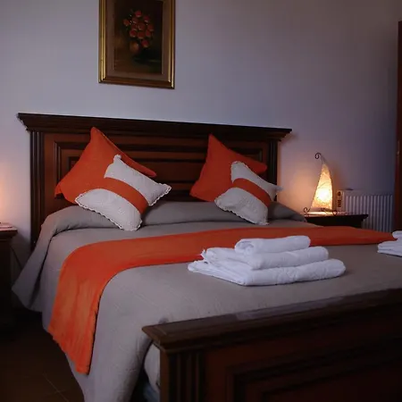 Guest house Janas De Mar 3*