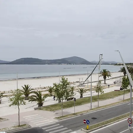 ゲストハウス Janas De Mar